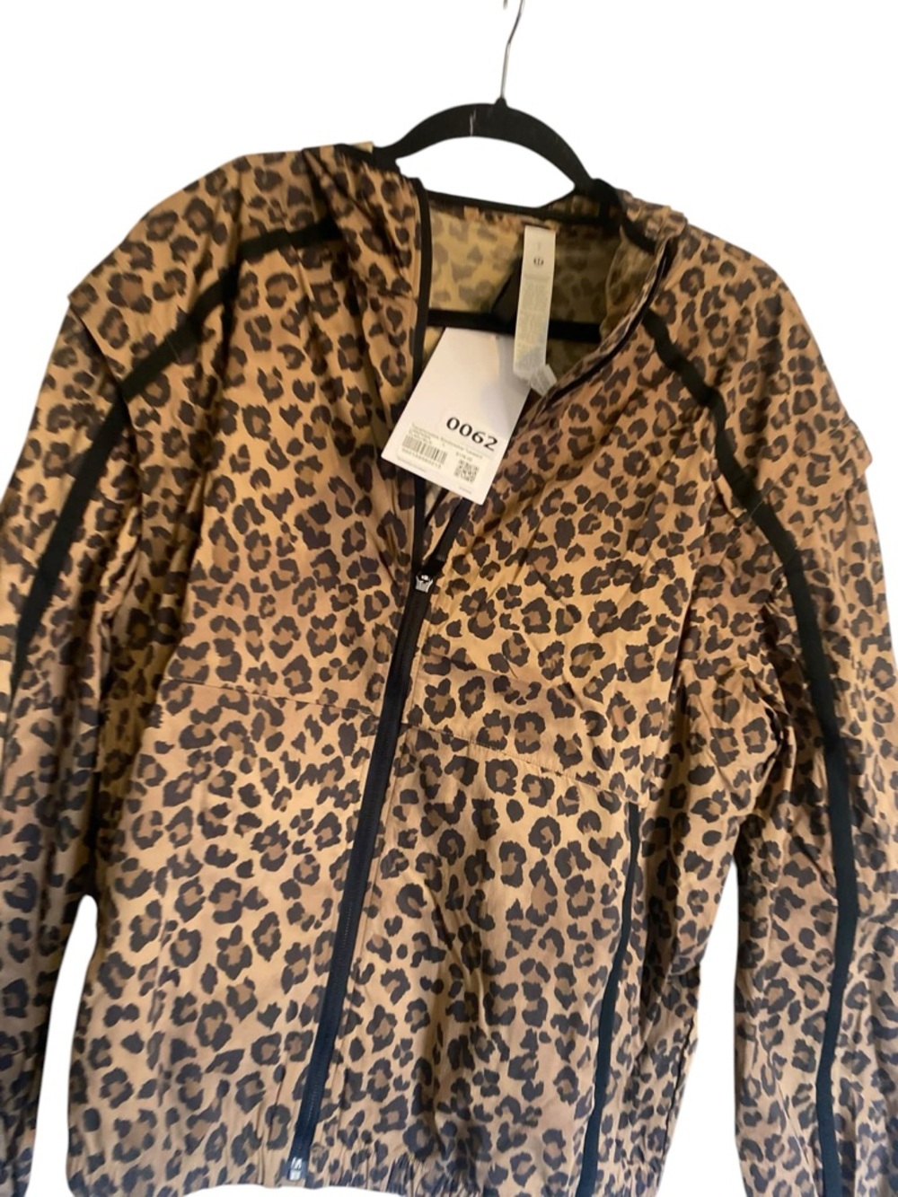 NWT Lululemon transformable windbreaker LEOPARD Size L - Picture 3 of 5